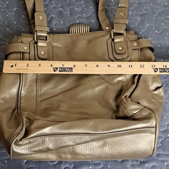 Emilie M gold shoulder bag - Picture 4 of 5